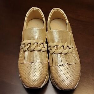 Coconut by Matisse Gold Bess Platform Loafer sz 9
